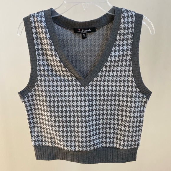 Mixed Threads Sweaters - Women’s sweater vest